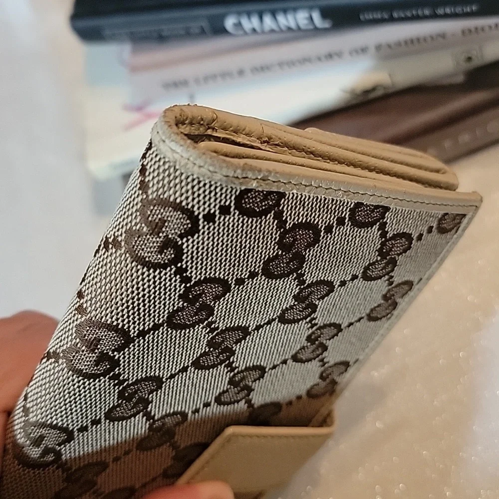 Gucci GG Monogram Logo Canvas Leather Long Wallet Authentic - Picture 15 of 16